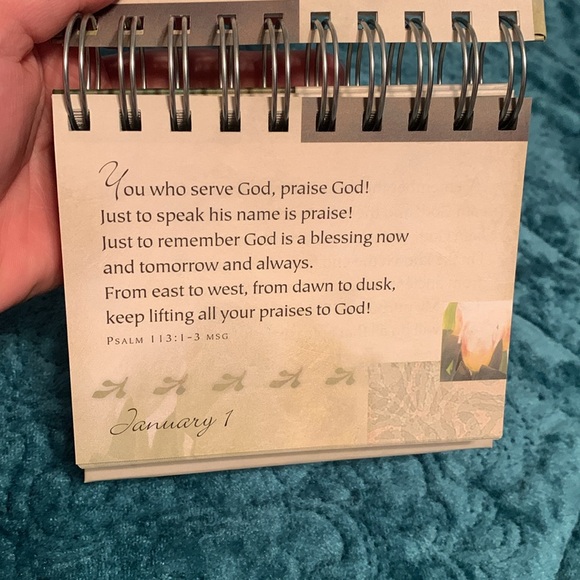Promises & Blessings Perpetual Calendar - Picture 4 of 7